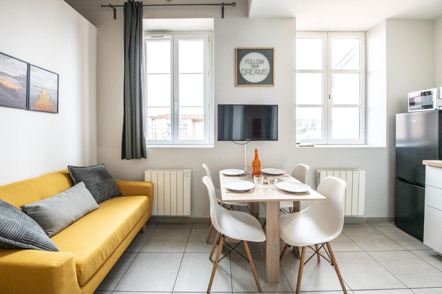 Duplex Scandinave A Cosy Et Calme - Lyon Part-Dieu Exterior photo