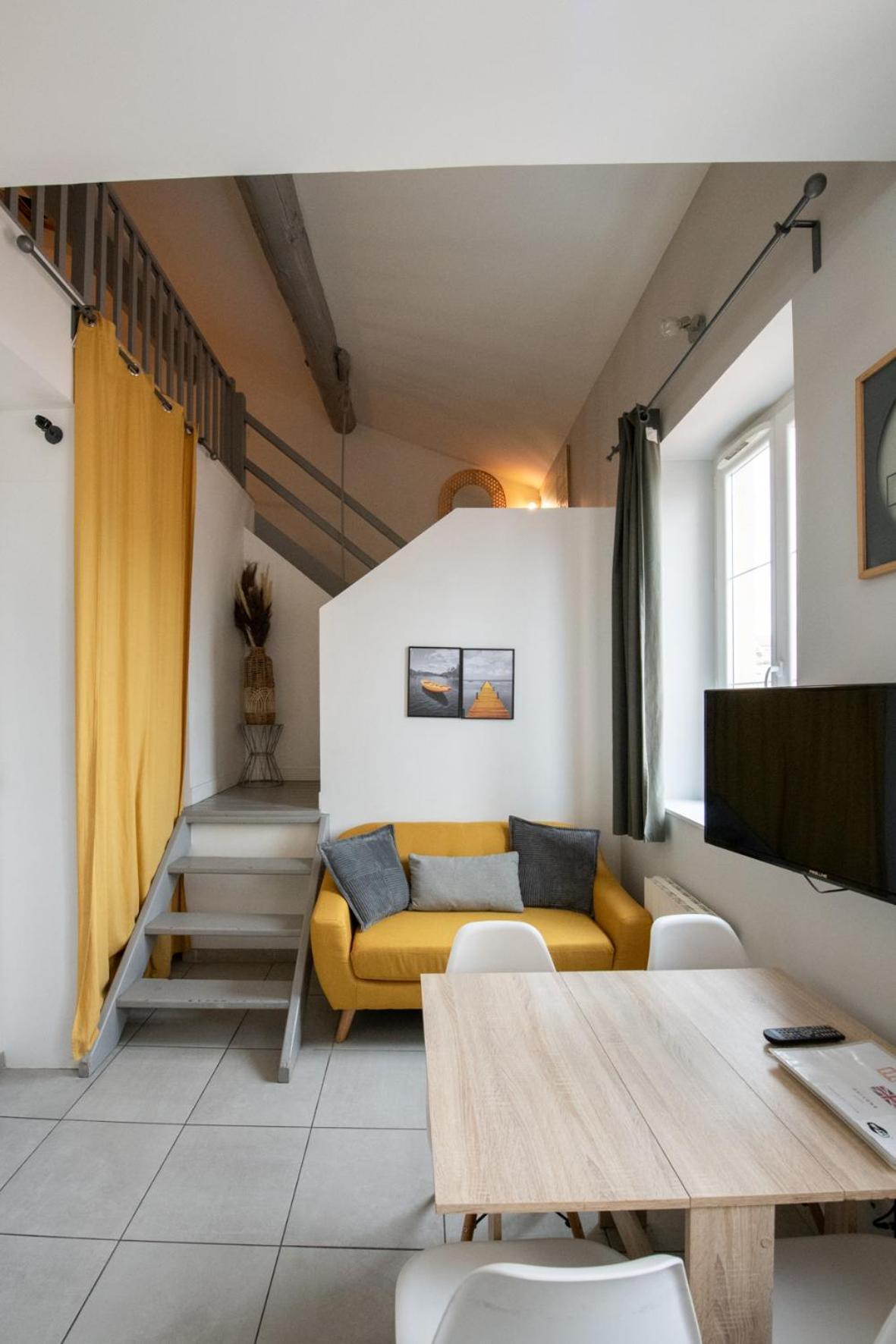 Duplex Scandinave A Cosy Et Calme - Lyon Part-Dieu Exterior photo